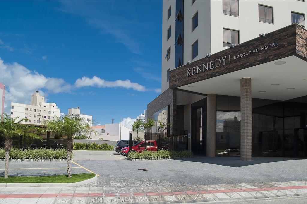 Kennedy Executive Hotel Sao Jose  Exteriör bild
